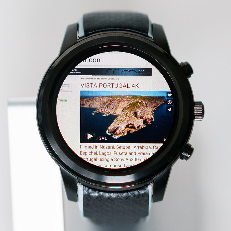 Need a new Display? Smartwatches become suitable for daily use!