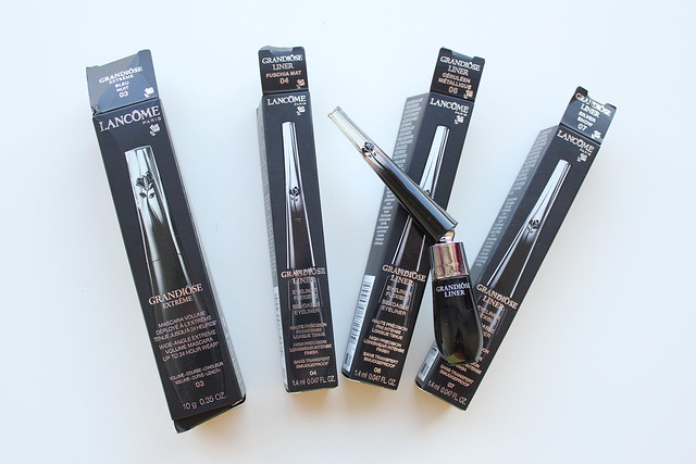 initial Optimistisk årsag Review + swatches + look – Lancome Grandiôse Mascara Extreme in Bleu Nuit &  Grandiôse Eyeliner in Fuchsia, Cerulean, and Silver Snow | *Maddy Loves