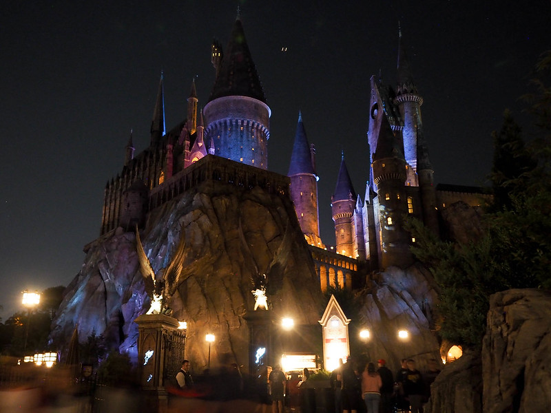 Hogwarts castle at night