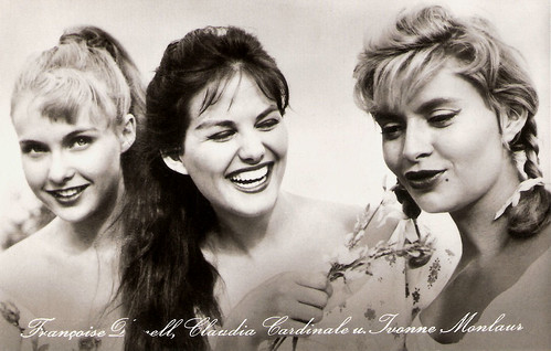 Claudia Cardinale, Yvonne Monlaur and Francoise Darnell in Tre straniere a Roma (1958)