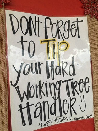 don't forget to tip, signage