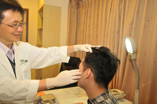 03[植髮推薦]不再被笑禿，台北采醫漾麗診所植髮心得分享-醫師與病患