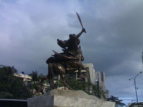 Gabriela Silang | Gabriela Silang bronze statue at Ayala Ave… | Flickr