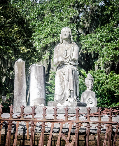 Magnolia Cemetery-025