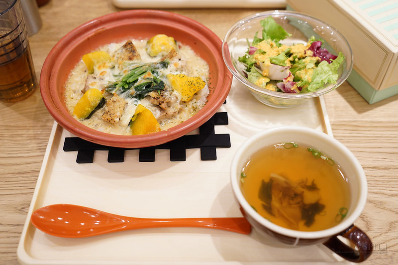 微風台北車站 瑪爾摩日式丼飯