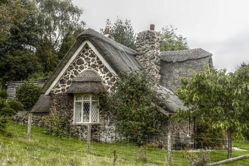 The Malverns - Hollybush Thatched Cottage