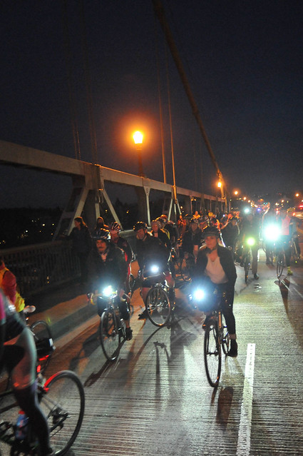 St Johns Bridge protest ride-26.jpg