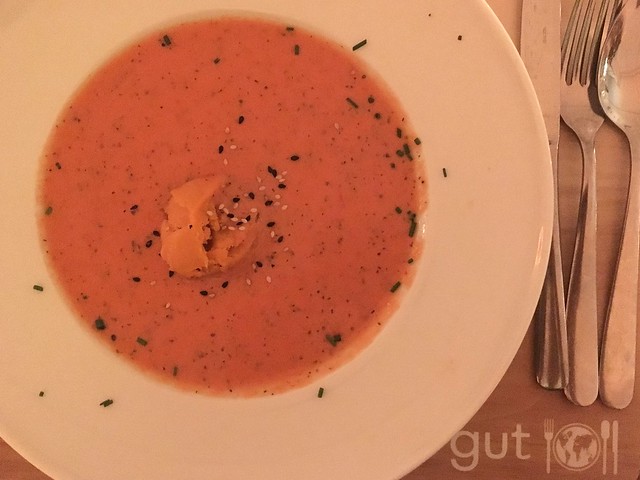 watermelon-strawberry gaspacho with carrot and celery sorbet at Gut Barcelona