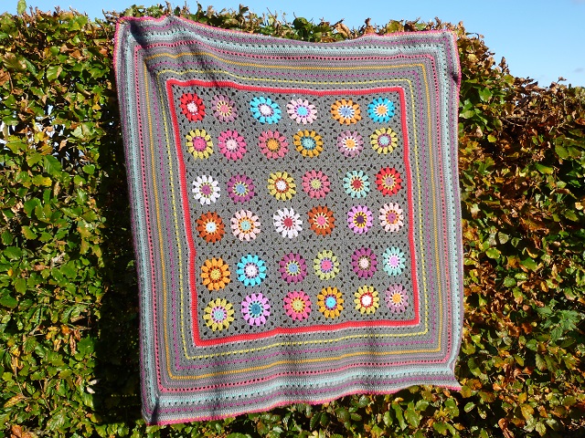 Flower garden blanket