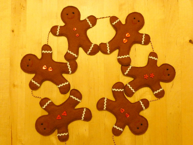 Gingerbread Men Garland