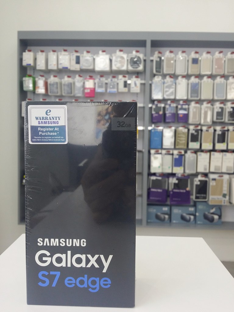 Samsung Galaxy Edge $3099 @ Samsung Experience Store, Main Place Subang Jaya