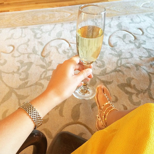 start-the-sunday-right-with-some-champagne-wmbg