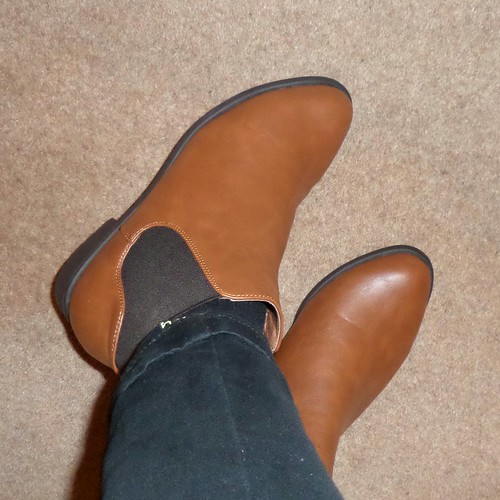 Primark tan Chelsea ankle boots