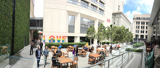 Apple Store - San Francisco Store outdoor seating