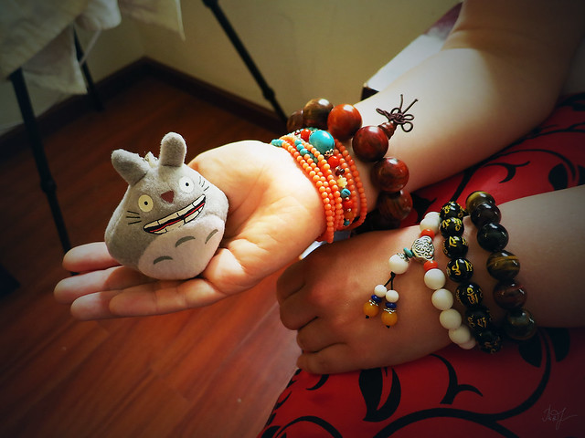 Day #156: totoro bought gifts to friends