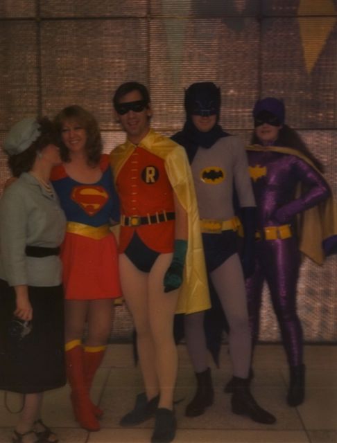 How did the Bat-Poles/Automatic Bat-Costume Changer work??? - Page 3 - The  1966 Batman Message Board