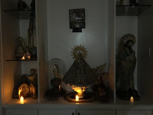 candle lights,  altar