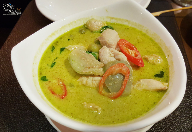 central world taling pling green curry