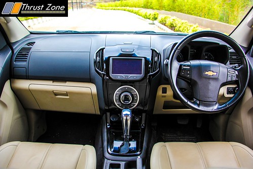 2016-Chevrolet-TrailBlazer-India-interior