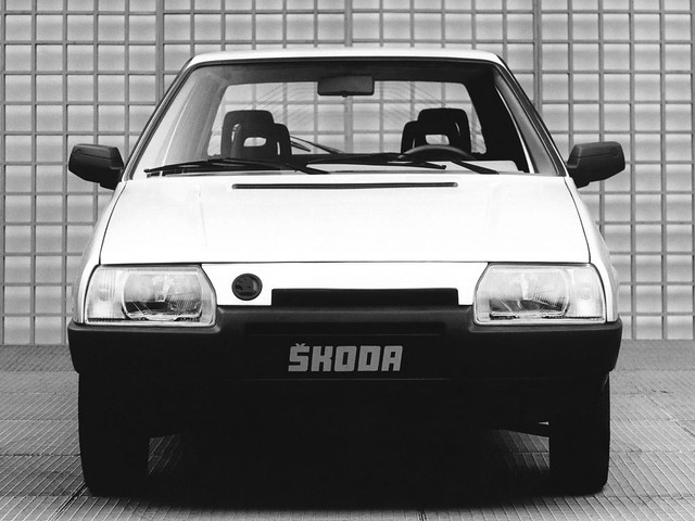 Škoda Favorit. дизайн Bertone. 1987 – 1994 годы производства