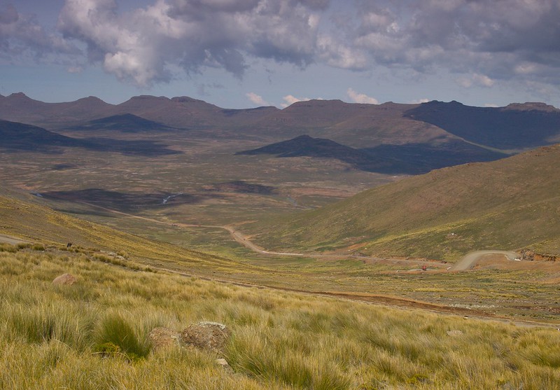 Hacia las alturas del Sani Pass y las montañas de Lesotho - Por el norte de SUDÁFRICA. Montañas, playas, fauna y sus gentes (11)