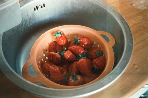 Strawberry bucket