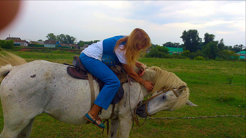 Одно желание сбылось или как я впервые ездила верхом на лошади!)) 
