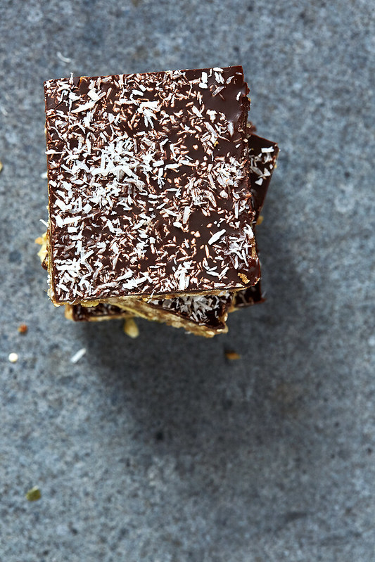 Sprouted Super Seed Bars with Puffed Rice and Dark Chocolate (Nut-free)