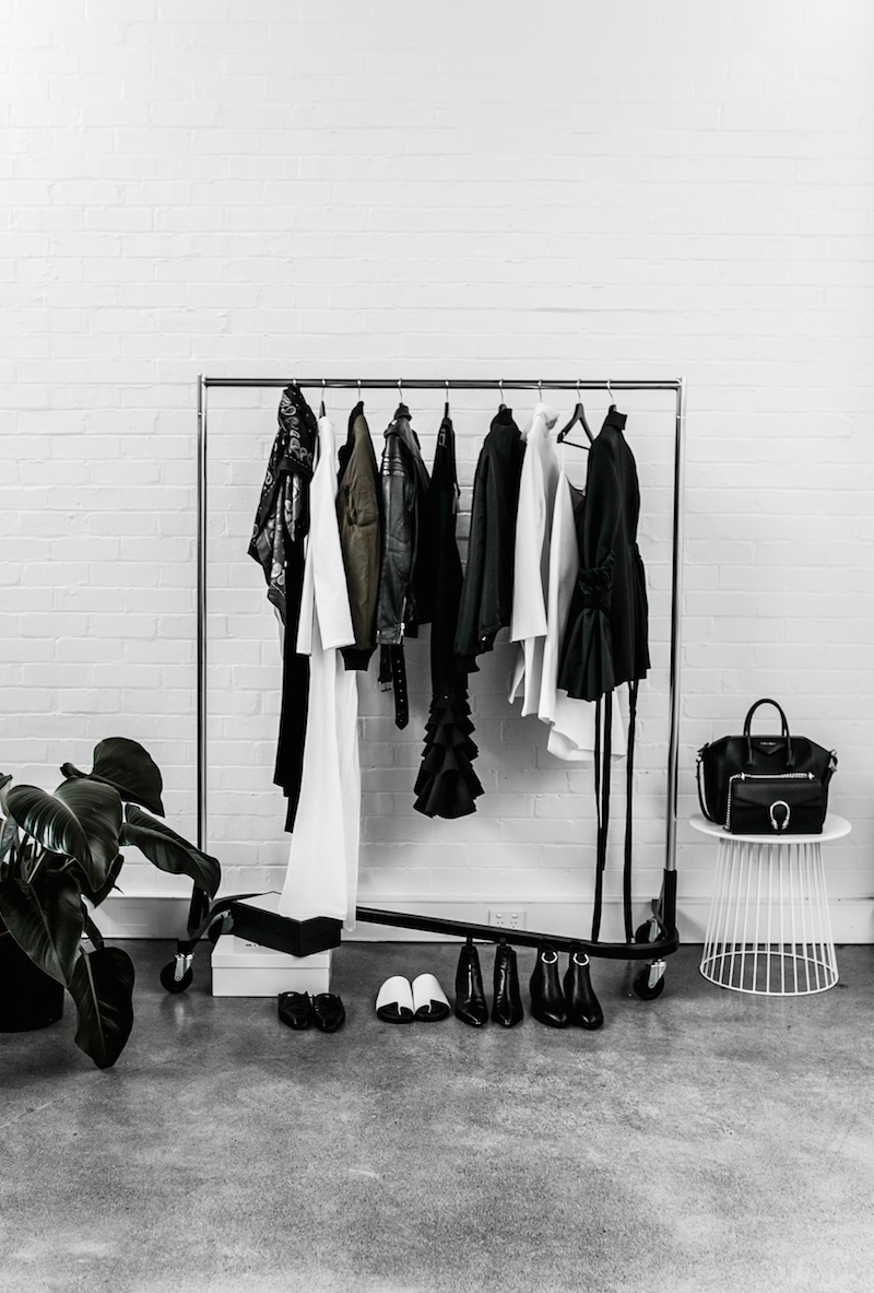 minimal workspace office interiors inspo fashion blogger modern legacy larsson jennings all black style (8 of 20)