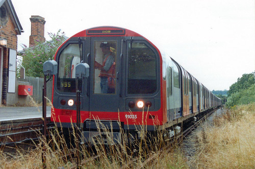 LT 92 Stock Central Line Train 91035 on test at Ongar