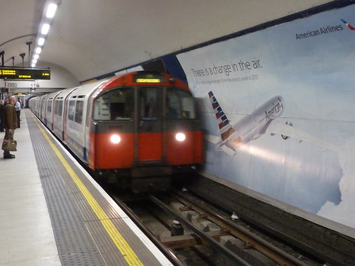 201304004 London subway station 'Leicester Square'