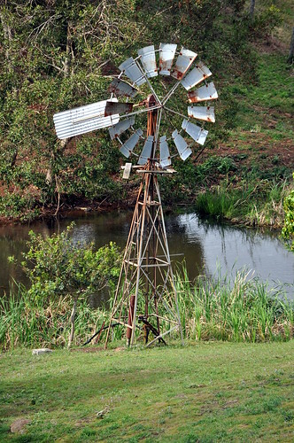 10 foot IBC Geared Simplex windmill; Maleny, Queensland