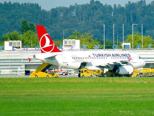 TC-JUB A319 Graz 03-09-16