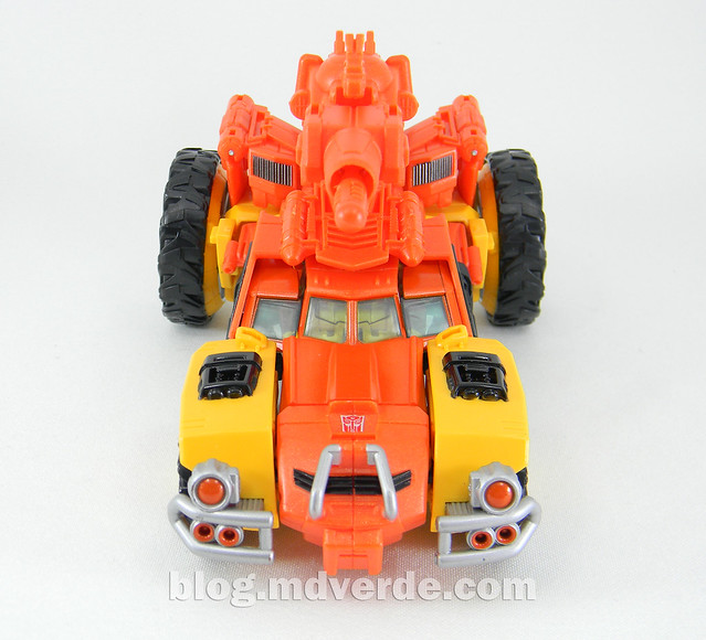 Transformers Sandstorm Voyager - Transformers Generations Takara - modo automóvil