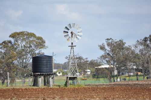 8 foot Intercolonial Boring Company Geared Simplex windmill; Southbrook, Queensland