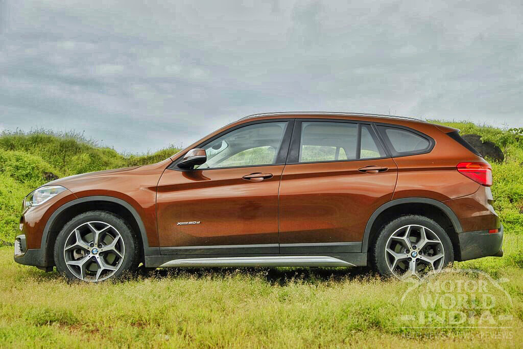 2016-BMW-X1-Side (3)