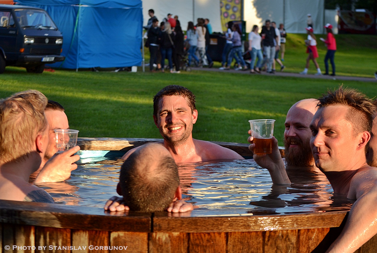Как пьют эстонцы - репортаж с главного пивного праздника страны