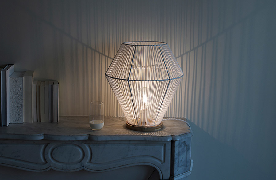 Lámpara tejida • Woven lamp • Elsa Randé