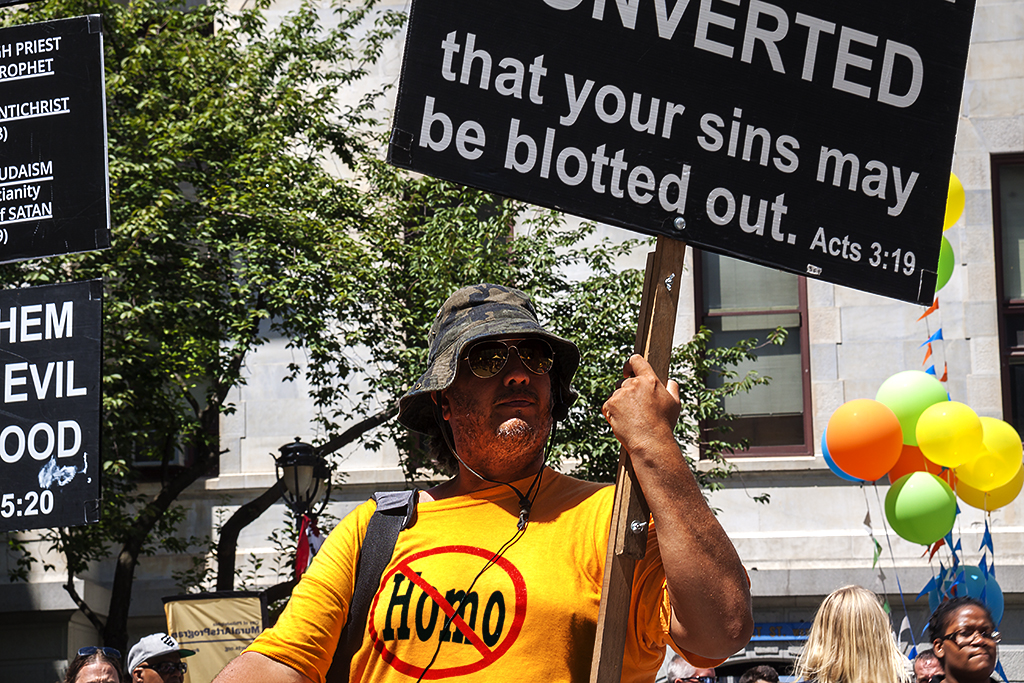 Religious man in anti-HOMO T-shirt on 7-27-16--Center City