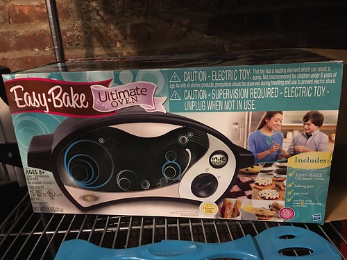 Easy Bake Oven Cooking Class with Joe Zee at Brooklyn Kitchen (31)