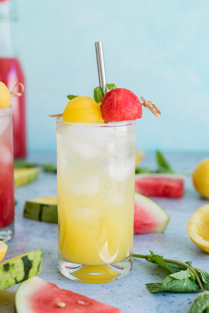 Sparkling Watermelon Lemonade www.pineappleandcoconut.com #nationalwatermelonday