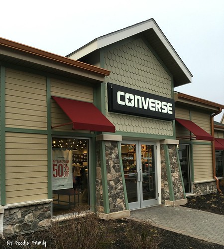 Converse 5th avenue new york clearance outlet