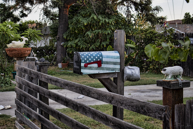 Patriotic mailbox