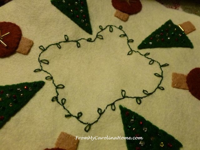 Christmas Wool Applique Penny Rug ~ From My Carolina Home